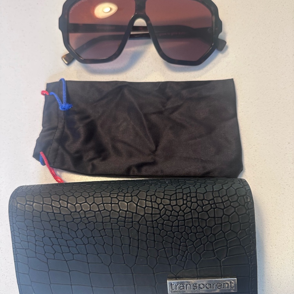 Transparent Black Sunglasses - Picture 2 of 8